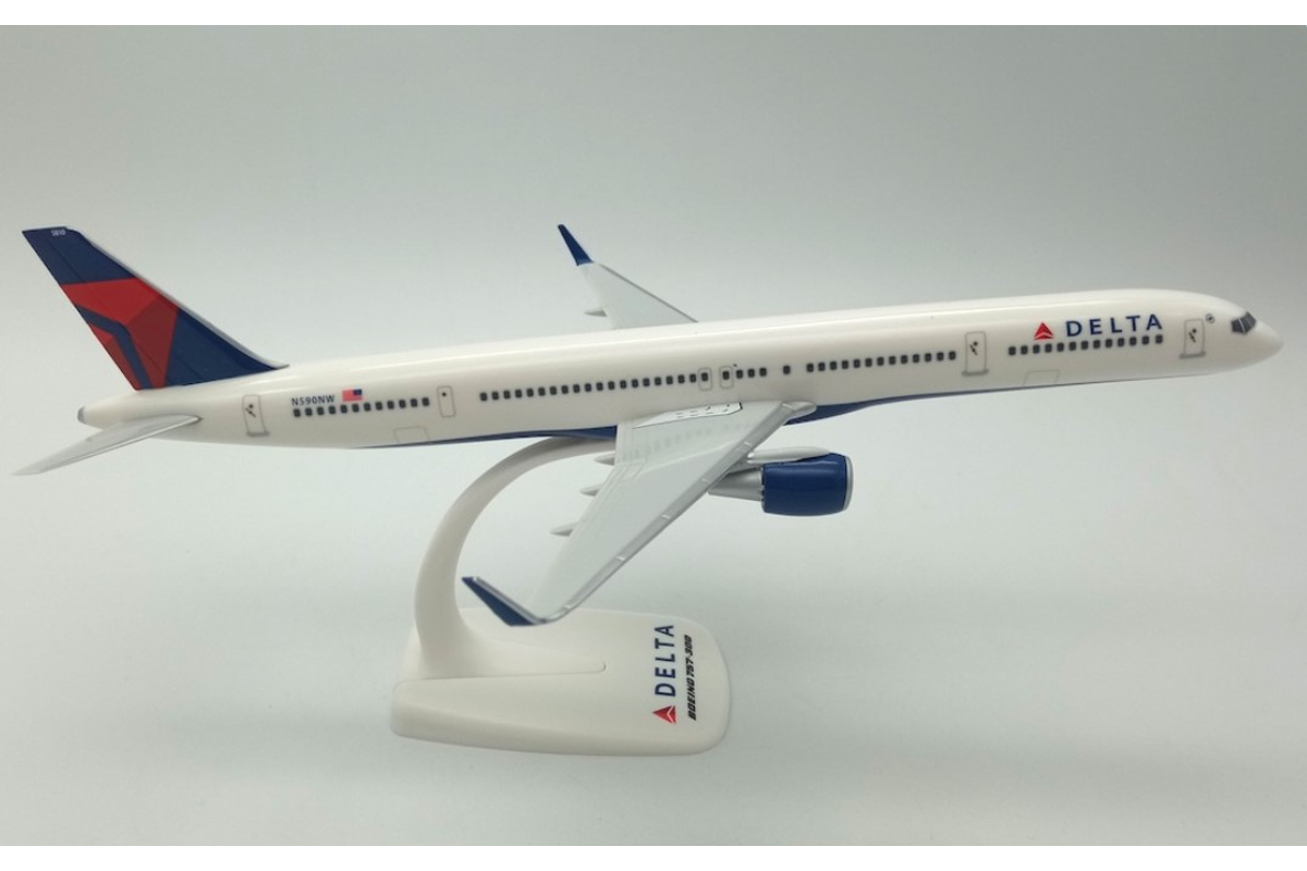 Boeing 757-300 Delta repülőgép modell N590NW