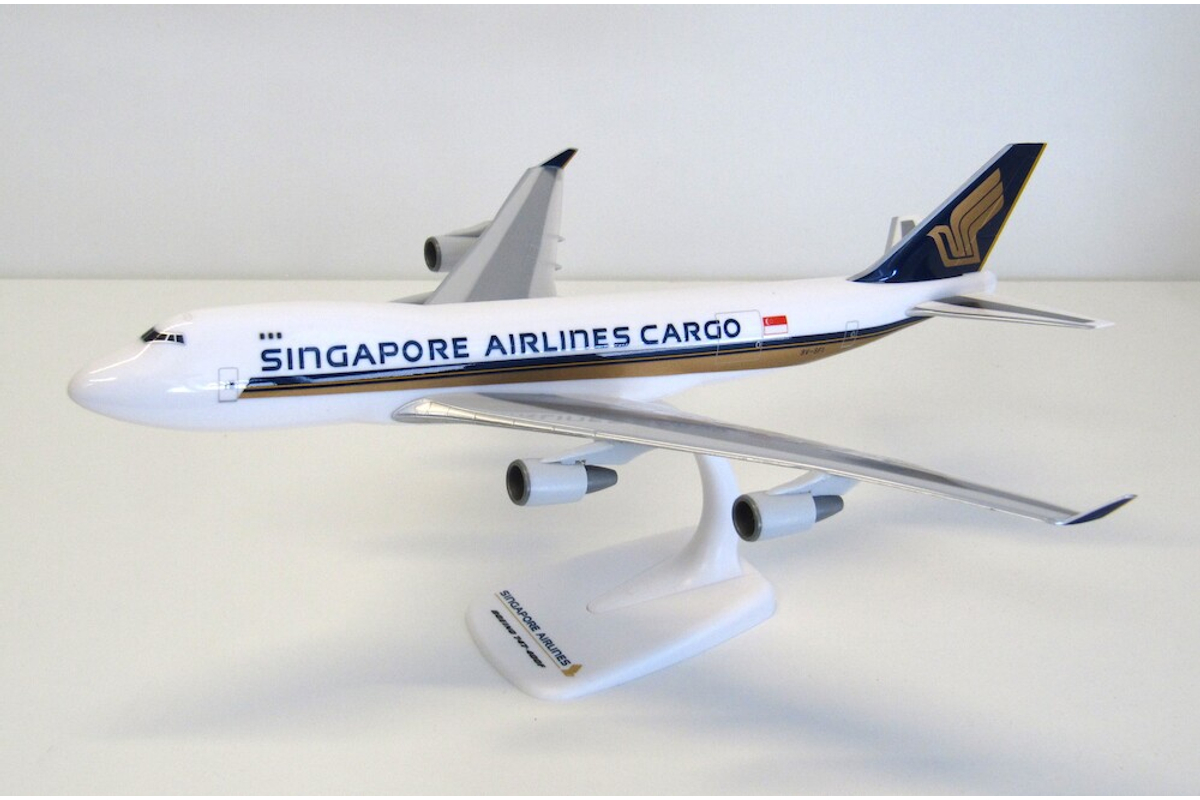 Boeing 747-400F Singapore Airlines Cargo modell 9V-SFI