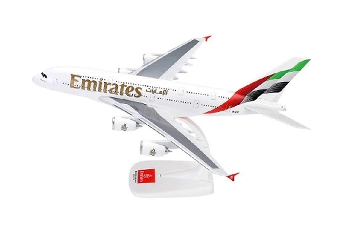 Airbus A380 Emirates "New color" modell A6-EOG